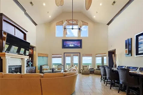680 Villa Drive Crystal Beach TX 77650