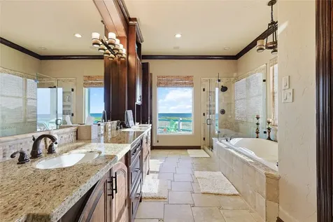 680 Villa Drive Crystal Beach TX 77650