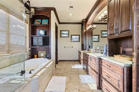 680 Villa Drive Crystal Beach TX 77650