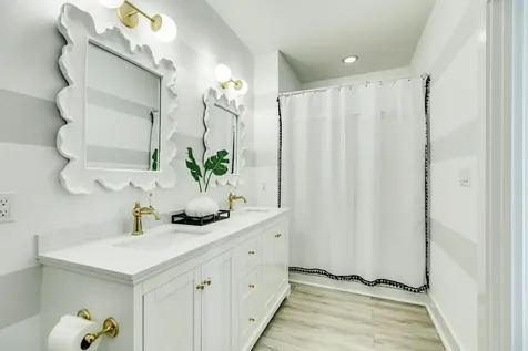 4231 Pointe West Dr Drive 103 Galveston TX 77554