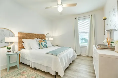 4231 Pointe West Dr Drive 103 Galveston TX 77554