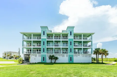 4231 Pointe West Dr Drive 103 Galveston TX 77554