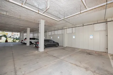 4231 Pointe West Dr Drive 103 Galveston TX 77554