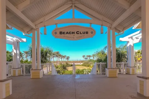 4231 Pointe West Dr Drive 103 Galveston TX 77554