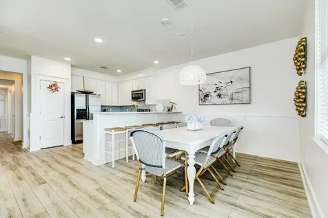 4231 Pointe West Dr Drive 103 Galveston TX 77554