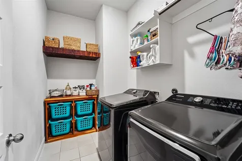 11715 Autumn Leaf Drive Mont Belvieu TX 77535