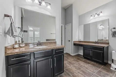 2847 Kings Retreat Kingwood TX 77345