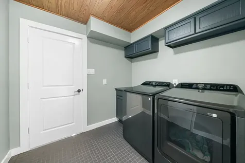 5747 Jackwood Street Houston TX 77096