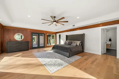 5747 Jackwood Street Houston TX 77096