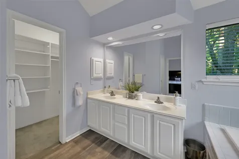 59 E Autumn Branch Circle The Woodlands TX 77382