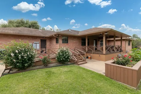 408 W Tom Green Street Brenham TX 77833
