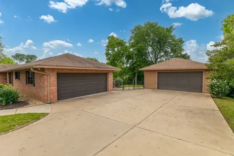 408 W Tom Green Street Brenham TX 77833