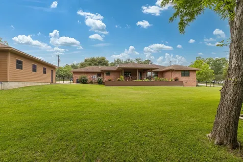 408 W Tom Green Street Brenham TX 77833