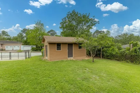 408 W Tom Green Street Brenham TX 77833