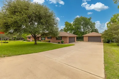 408 W Tom Green Street Brenham TX 77833
