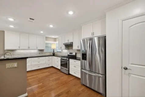408 W Tom Green Street Brenham TX 77833