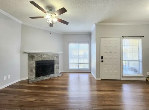 921 Marine Drive 311 Galveston TX 77550
