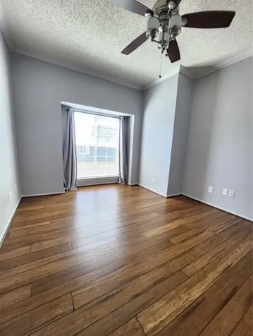 921 Marine Drive 311 Galveston TX 77550