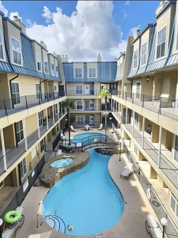 921 Marine Drive 311 Galveston TX 77550