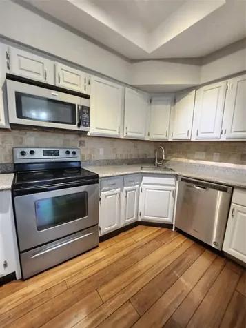 921 Marine Drive 311 Galveston TX 77550