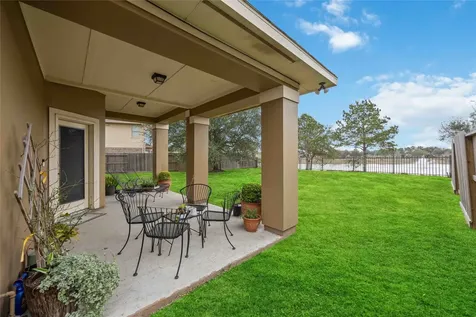 13104 Southern Manor Drive Pearland TX 77584