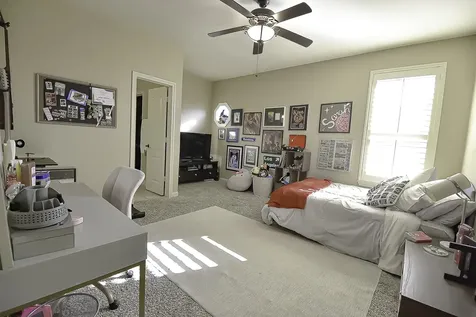 5615 Caspian Falls Lane Fulshear TX 77441