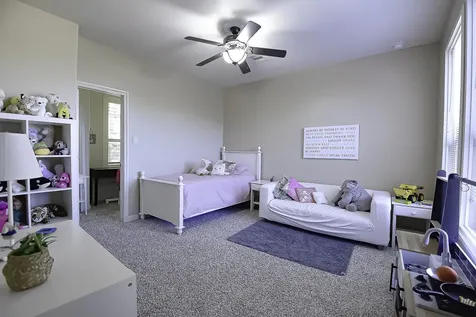 5615 Caspian Falls Lane Fulshear TX 77441
