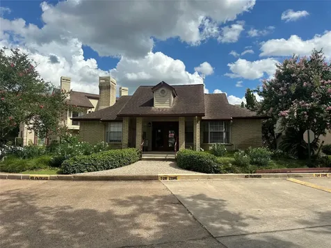 2120 El Paseo Street 3308 Houston TX 77054