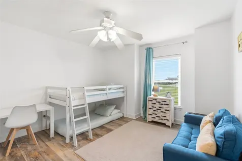 18806 Warrior Road Galveston TX 77554