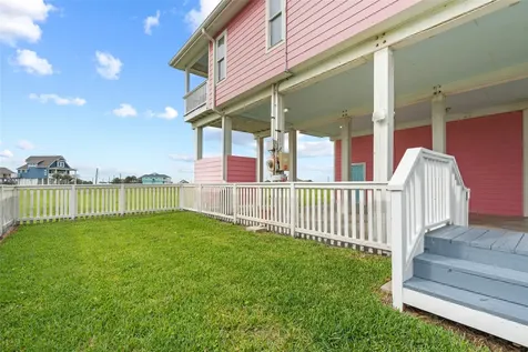 18806 Warrior Road Galveston TX 77554