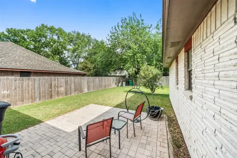 2727 Longleaf Pines Drive Kingwood TX 77339