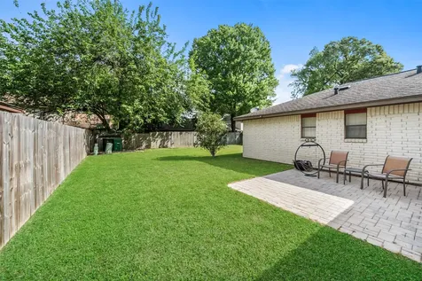 2727 Longleaf Pines Drive Kingwood TX 77339