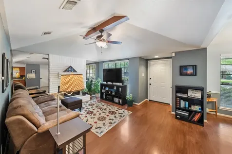 2727 Longleaf Pines Drive Kingwood TX 77339