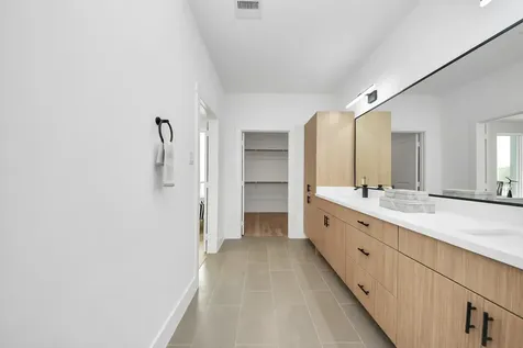 9028 Scott Street Houston TX 77051