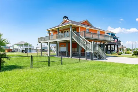 963 Palmridge Drive Crystal Beach TX 77650