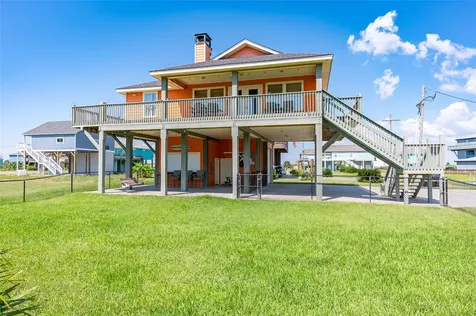 963 Palmridge Drive Crystal Beach TX 77650