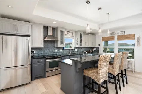 963 Palmridge Drive Crystal Beach TX 77650