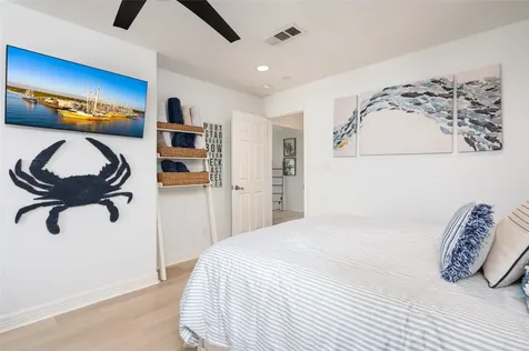 963 Palmridge Drive Crystal Beach TX 77650