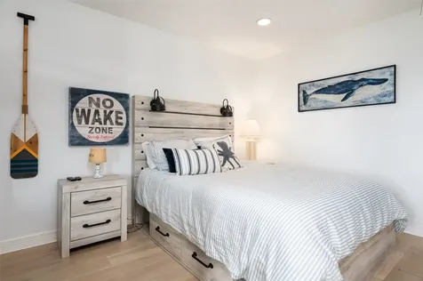 963 Palmridge Drive Crystal Beach TX 77650