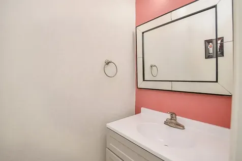 22 Woodbury Court Magnolia TX 77355