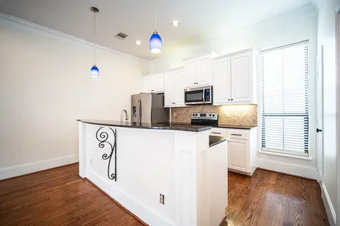 3119 Fairdale Oaks E Houston TX 77057