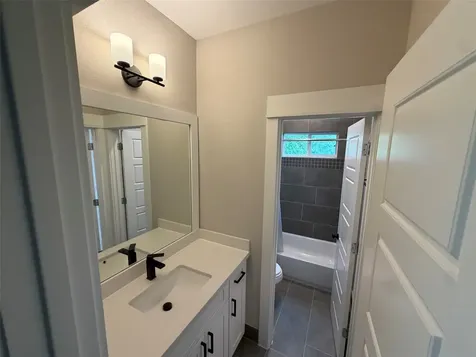 702 Pinemont Canyon Lane Houston TX 77018