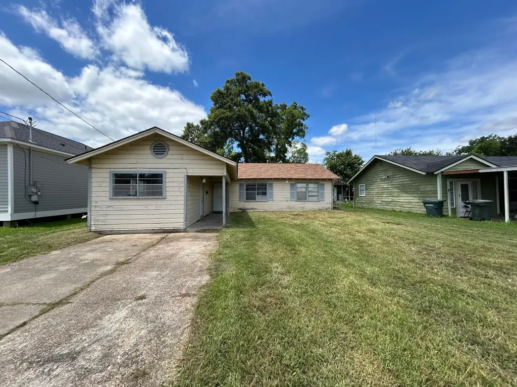 3170 Corley Street Beaumont TX 77701