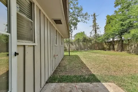 1719 Longhorn Drive Houston TX 77080
