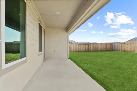 1510 Splashing Wave Iowa Colony TX 77583