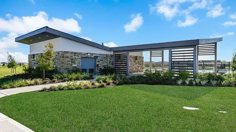 1510 Splashing Wave Iowa Colony TX 77583