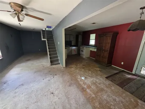 12222 Oak Hollow Lane Pinehurst TX 77362