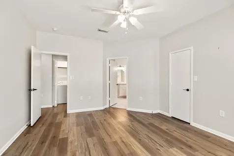 827 Apple Blossom Drive Pearland TX 77584
