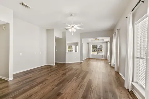 827 Apple Blossom Drive Pearland TX 77584