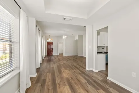 827 Apple Blossom Drive Pearland TX 77584